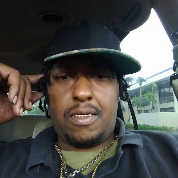 Meet your Posher, Gutta - Picture 1 of 1